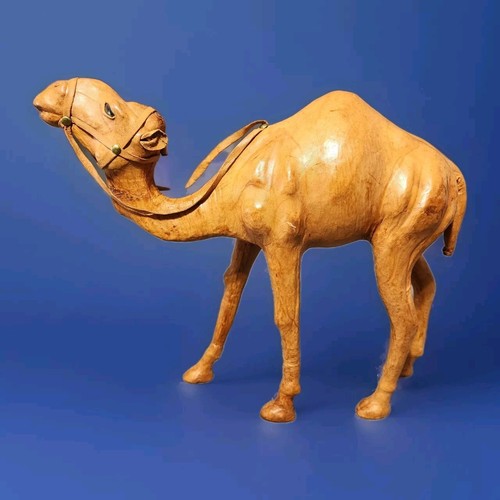 Large vintage dromedary camel - large,